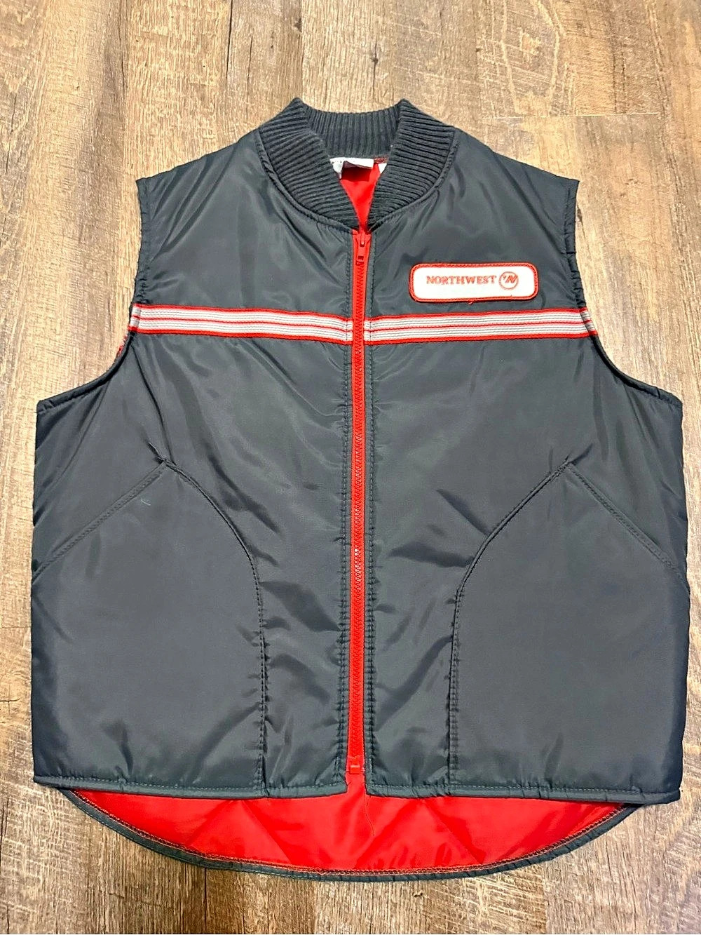 Northwest Airlines Disney ImageMaker Work Vest Black & Red Medium